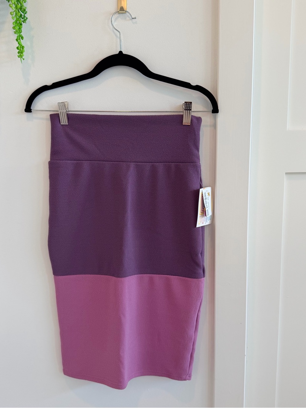 LuLaRoe Two-Tone Plum and Mauve Pencil Skirt